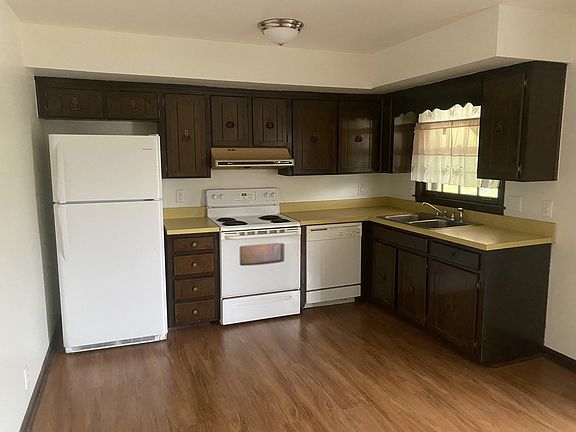 4th image of 254 Clovernook Dr