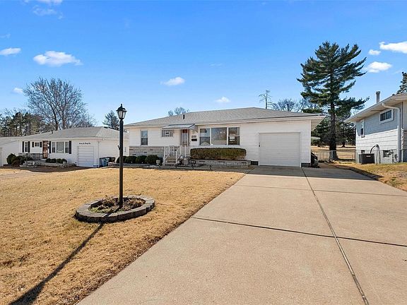 4th image of 7628 Cheshire Ln
