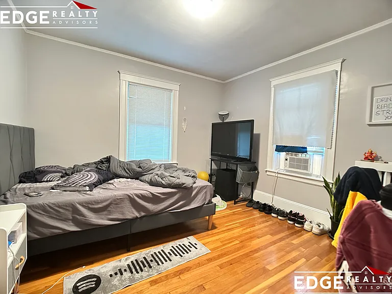 7 Elmira St — Photo 3