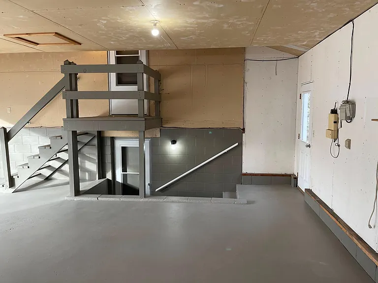 608 S Anderson St — Photo 42