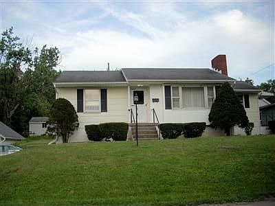1st image of 135 Saint Clair St