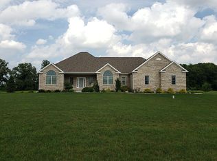 5417 Carls Ridge Dr, Charlotte, MI 48813