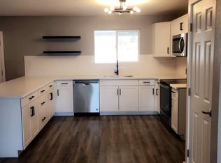 3810 E Sahuaro Dr, Phoenix, AZ 85028