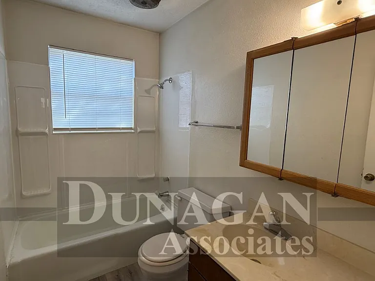 201 N Mesquite St #2 — Photo 6