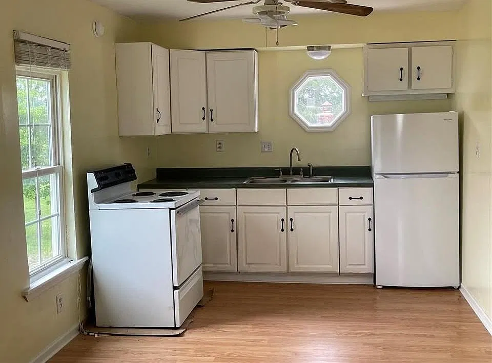 1 bed, 480 sqft, $800 — Photo 3