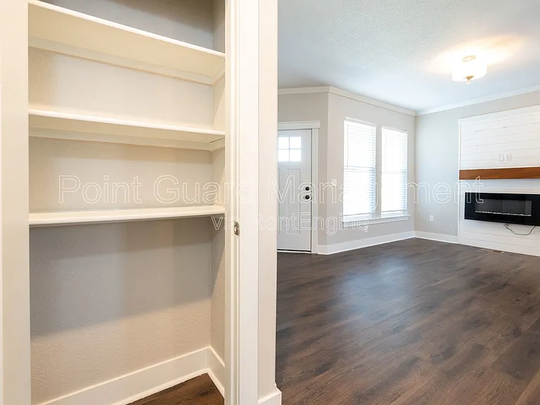 331 N 127th St E #305 — Photo 20