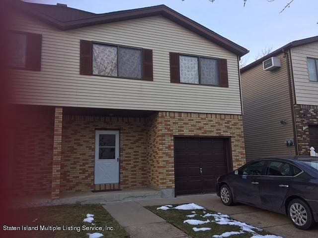 1st image of 62 Redwood Ave