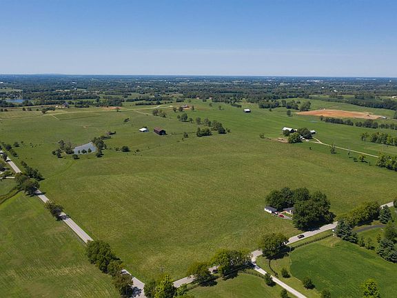 2nd image of 4395 Troy Pike