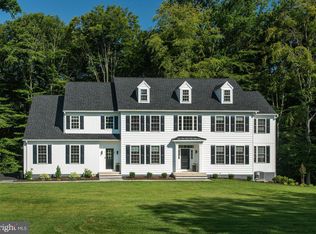 255 Glen Mills Rd, Glen Mills, PA 19342