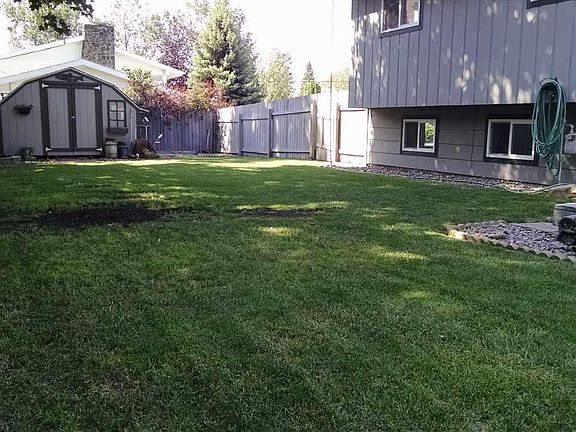 5th image of 2420 Woodland Ave