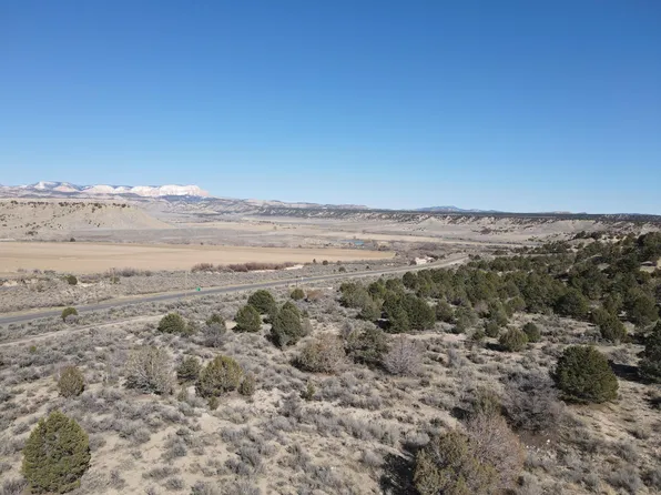 578 E Highway 12 Hwy, Tropic, UT 84776