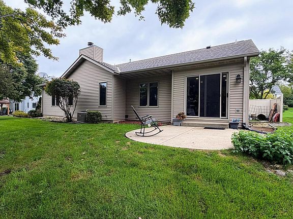 2nd image of 732 Sunnyview DRIVE
