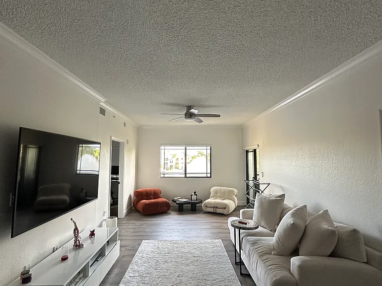 2915 Tuscany Ct — Photo 7