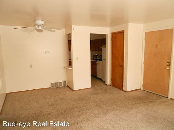 4th image of 133 E Lane Ave APT 2C