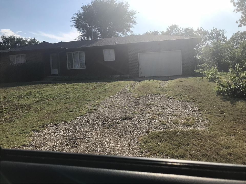 1st image of 1554 3325 Ave