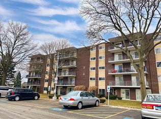 2900 Maple Ave APT 7A, Downers Grove, IL
