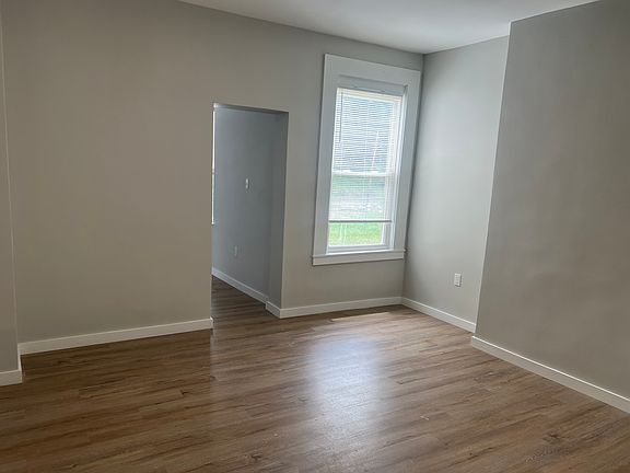 4th image of 2468 N Charles St