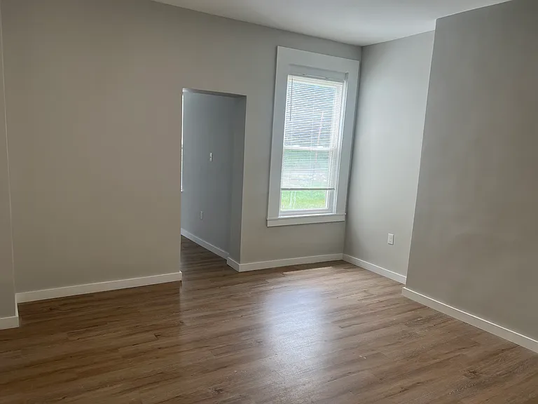 2468 N Charles St — Photo 4
