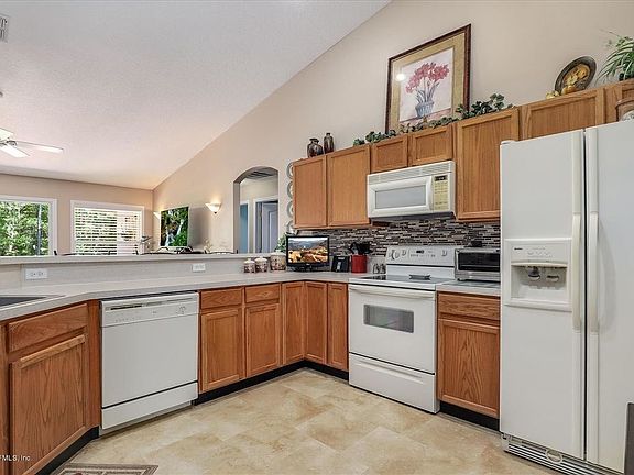5th image of 10363 Wood Dove Way