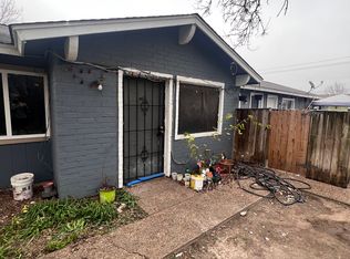 6900 S 1st St APT 104, Austin, TX 78745