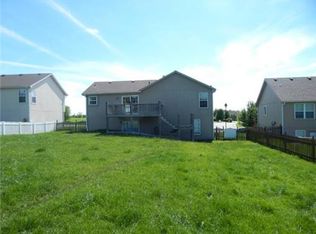 12995 Ridgeview Dr, Platte City, MO 64079