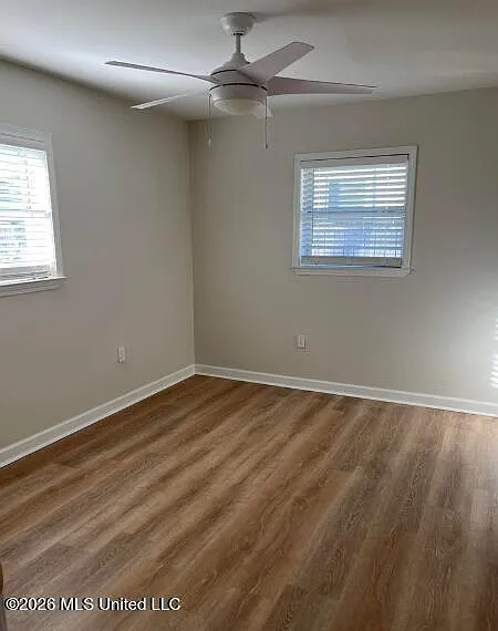 141 Pine Grove Ave #B — Photo 12