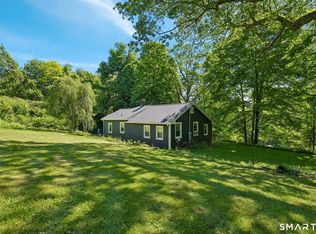 817 Carrington Rd, Bethany, CT 06524