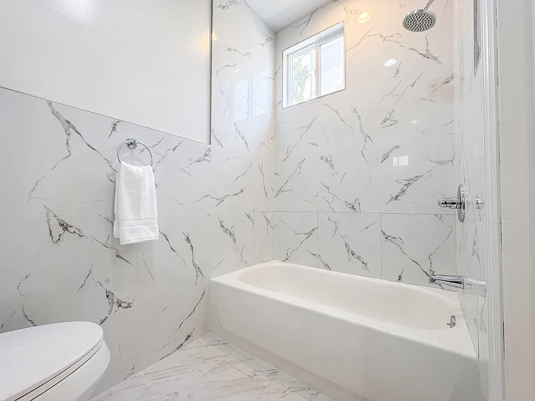 6556 Myrtle Ave #2 — Photo 8