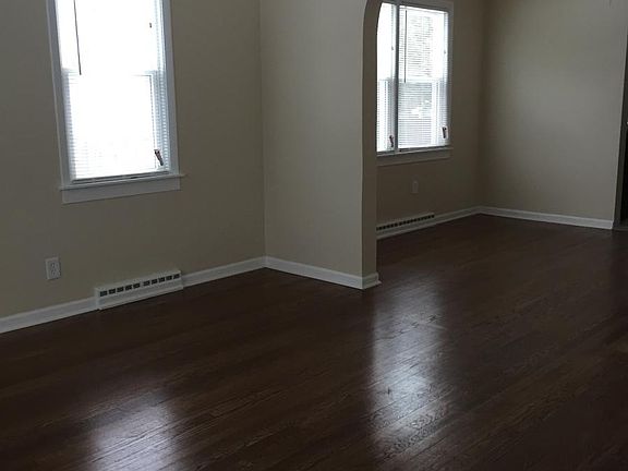 2nd image of 10680 W Woodland Ave