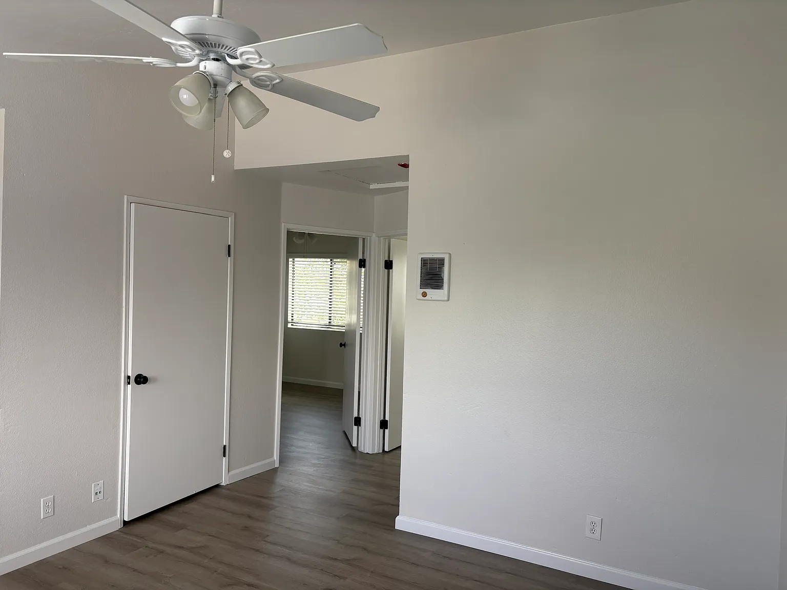 2 bed, 500 sqft, $1,650 — Photo 2