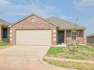 9945 Rattlesnake Ln, Yukon, OK 73099