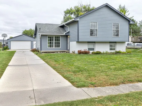 504 E 3rd St, Woodward, IA 50276
