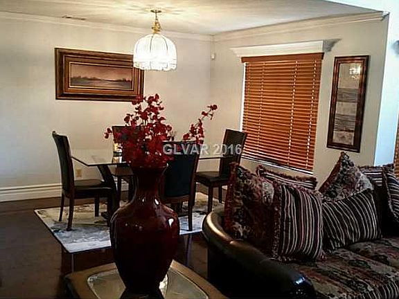 5th image of 3028 Waterview Dr