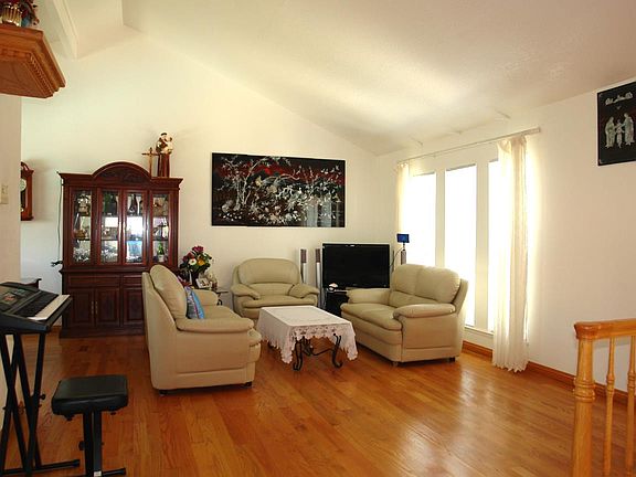 3rd image of 3109 Churchwood Ct