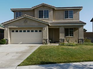 16395 Twinberry Ct, Fontana, CA 92336