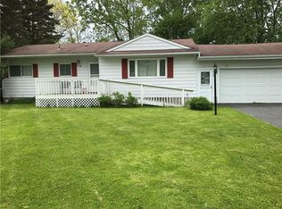 114 Lysander Dr, Rochester, NY 14623