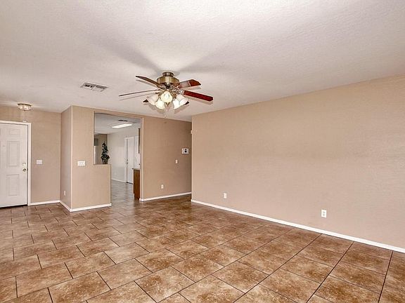 4th image of 6216 N 70th Ln