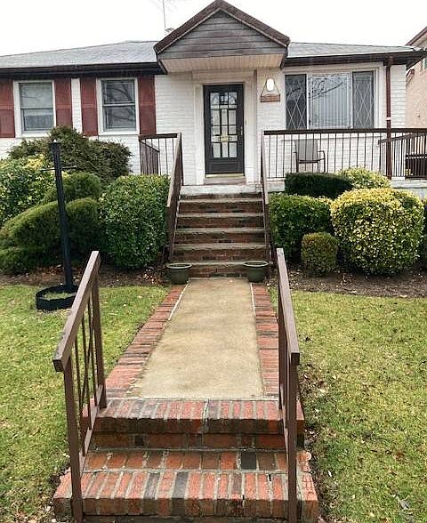 1st image of 2316 E 64th St