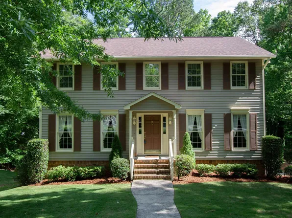 836 Tulip Poplar Dr, Hoover, AL 35244