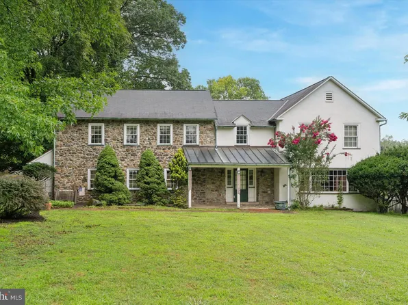 95 Diamond Rock Rd, Phoenixville, PA 19460