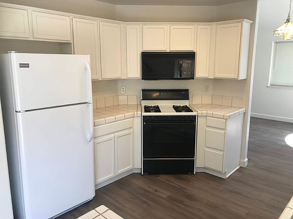 4th image of 494 Len Cir