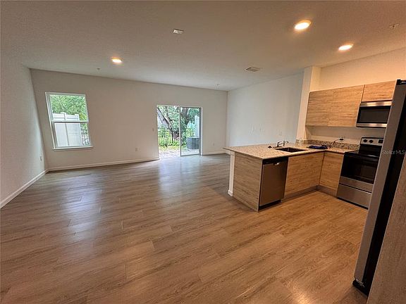 3rd image of 1209 SOUTHSTATION PLACE #306