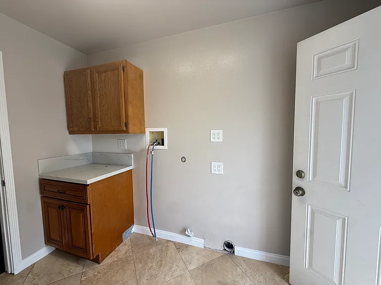13439 Marlette Dr — Photo 14