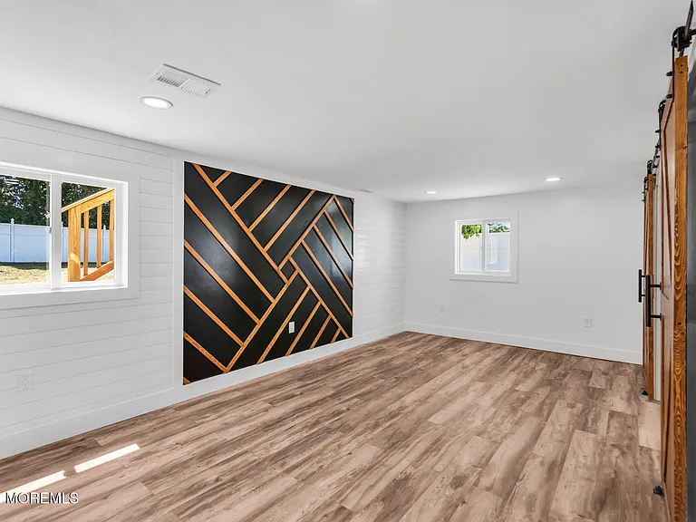24 Woodlark Rd — Photo 12