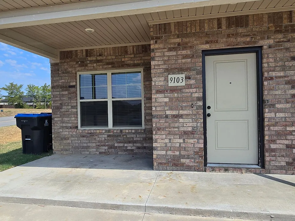9138 Brookstone Pl