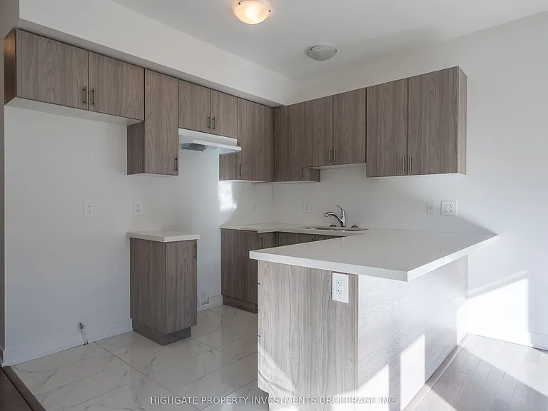 20 Westwood Ave — Photo 15