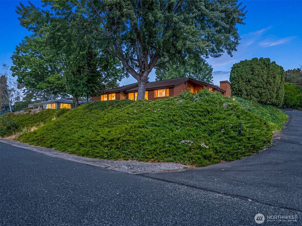 1st image of 110 View Ridge Circle