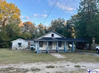 202 E Pee Dee St, Nichols, SC 29581