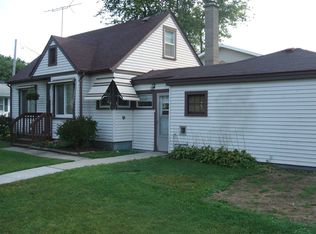 1305 Ridgeway Ave, Round Lake Beach, IL 60073