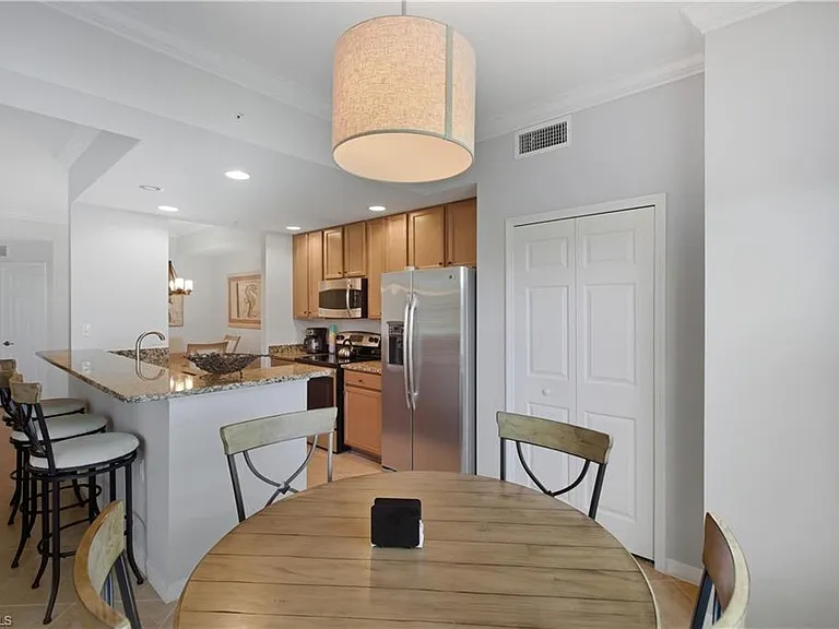 9844 Venezia Cir #714 — Photo 18